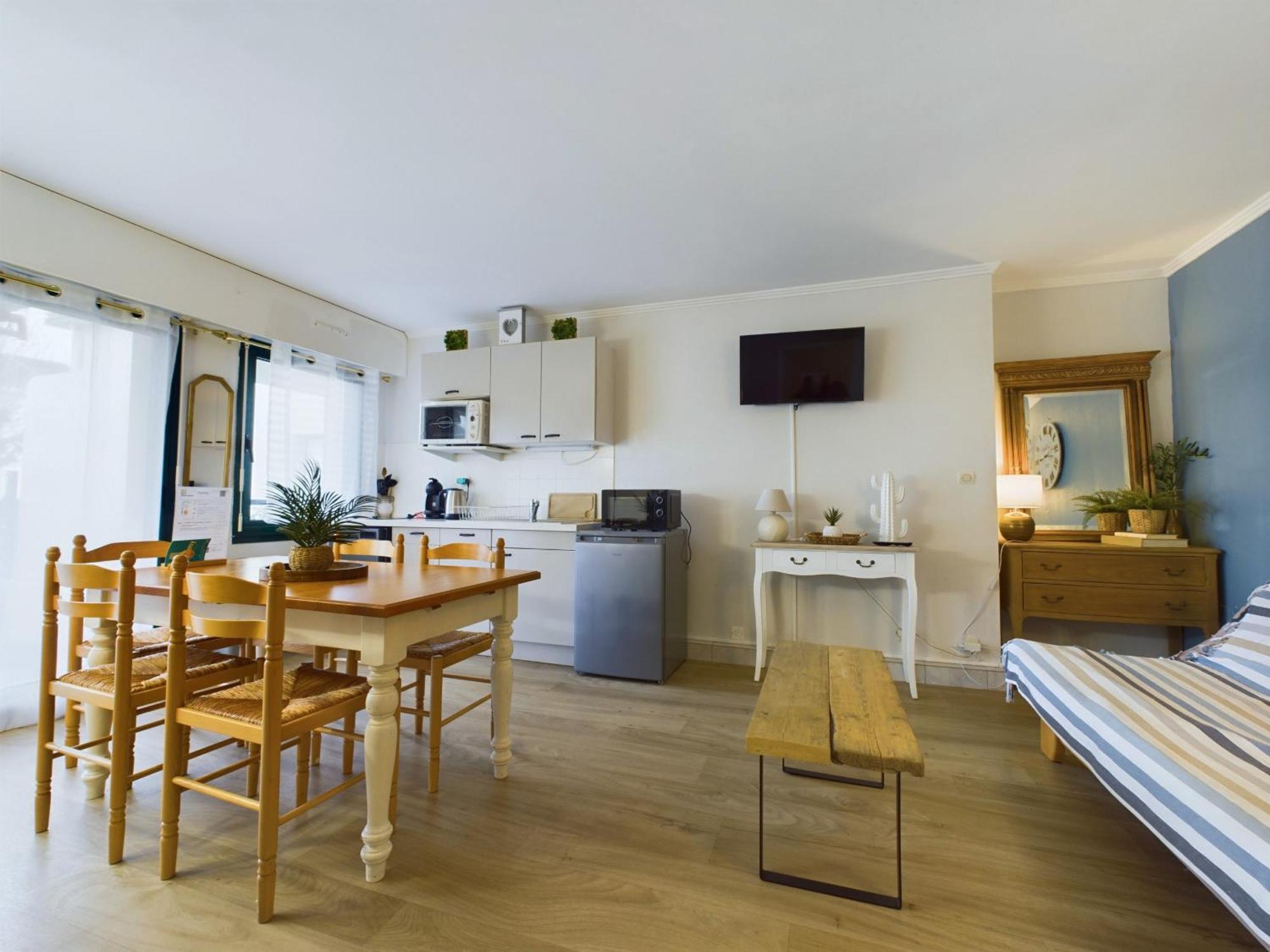 Charmant Appartement Lumineux Pour 4 Au Pouliguen Le Pouliguen Luaran gambar
